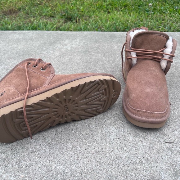 Brand new Ugg boots size 11 - Picture 2 of 2